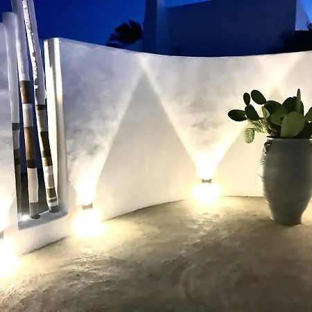 White And Grey 2 Apartment