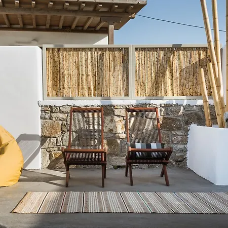 White And Grey 2 Apartment Mykonos Town